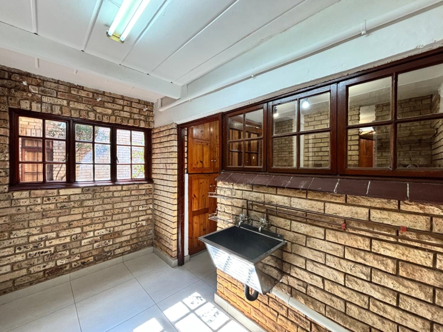 3 Bedroom Property for Sale in Mooivallei Park North West
